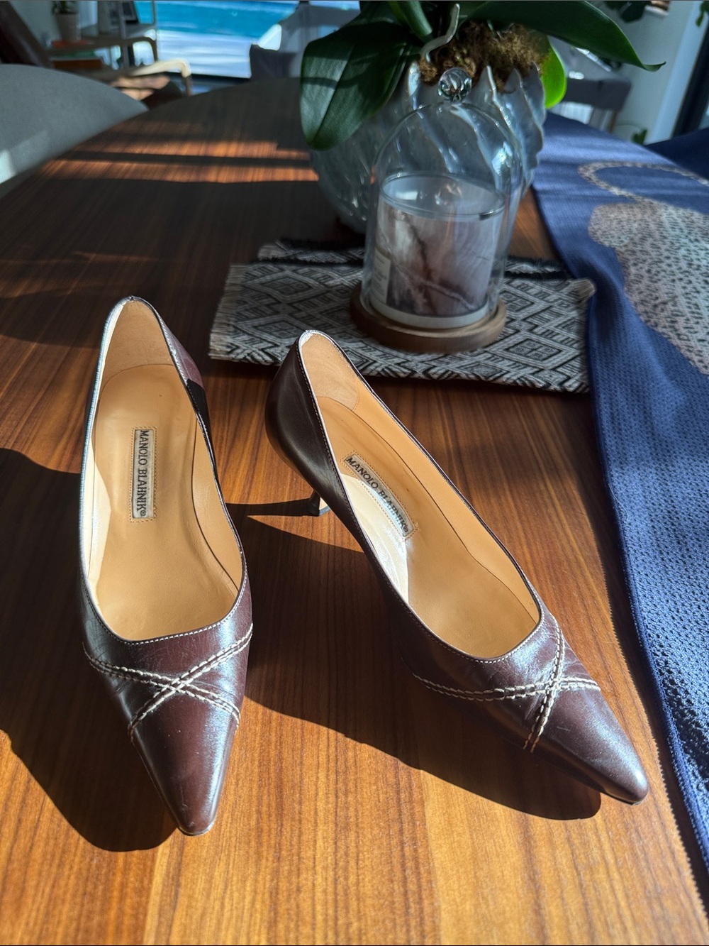 Manolo Blahnik Dark Brown Leather Pointed Toe Pumps with Contrast Stitching